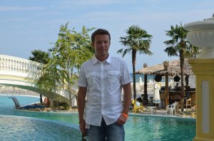 107964735_800_s.1462028683